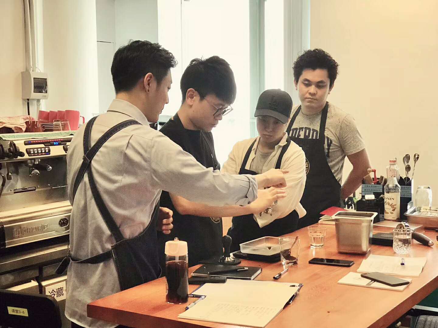 咖啡培训，广州咖啡师教学